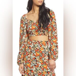 🛍️NWT Vero Moda Medium Floral Crop Top - Multicolor